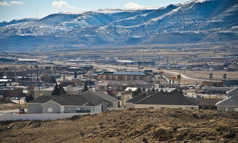 Рок-Спрингс в туре по Йеллоустоуну и к горе Рашмор
