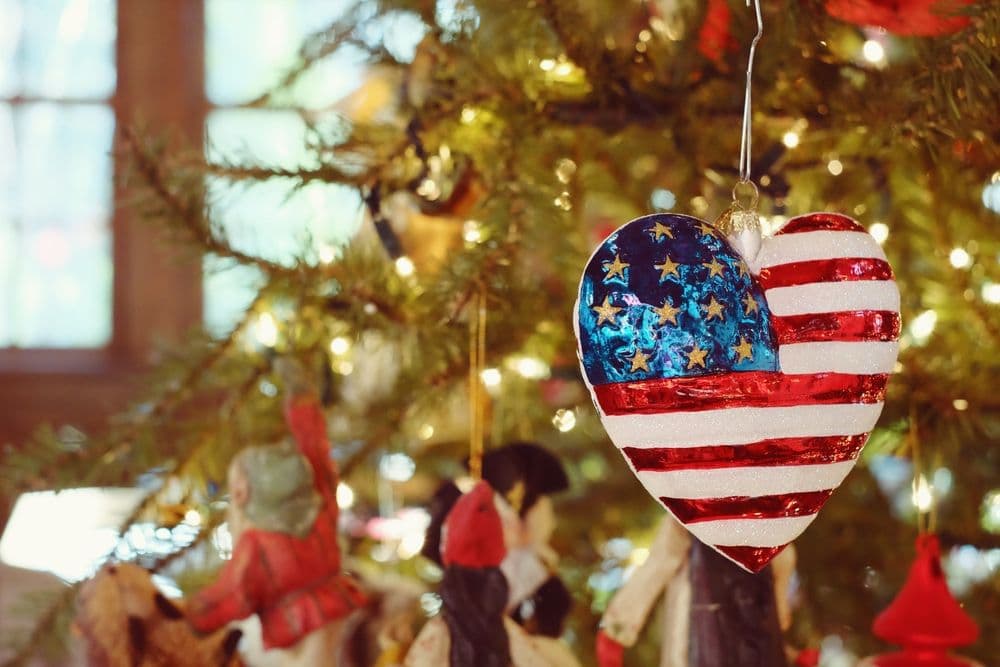 jingle-bells-slyshite-uzhe-sovsem-skoro-broniruj
