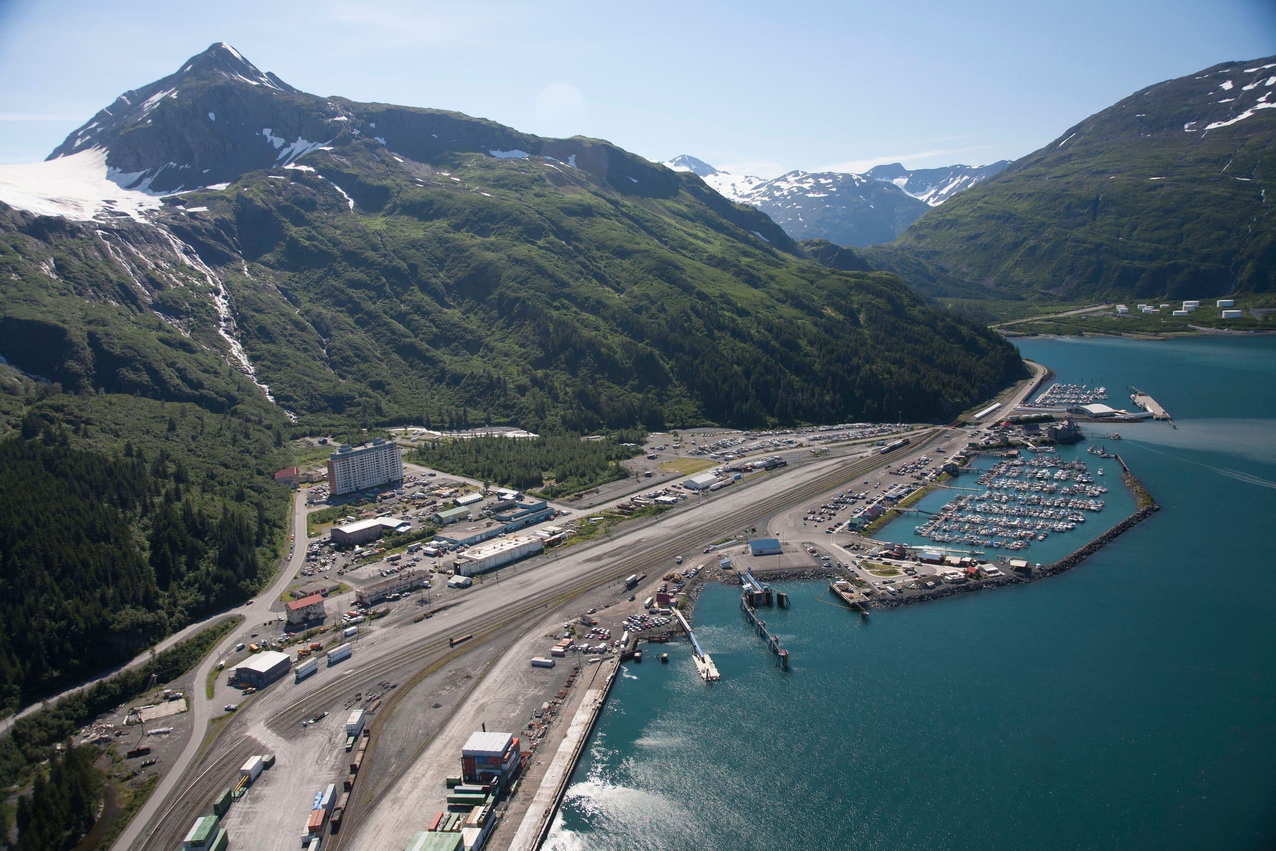 pristan-i-port-uittiera
