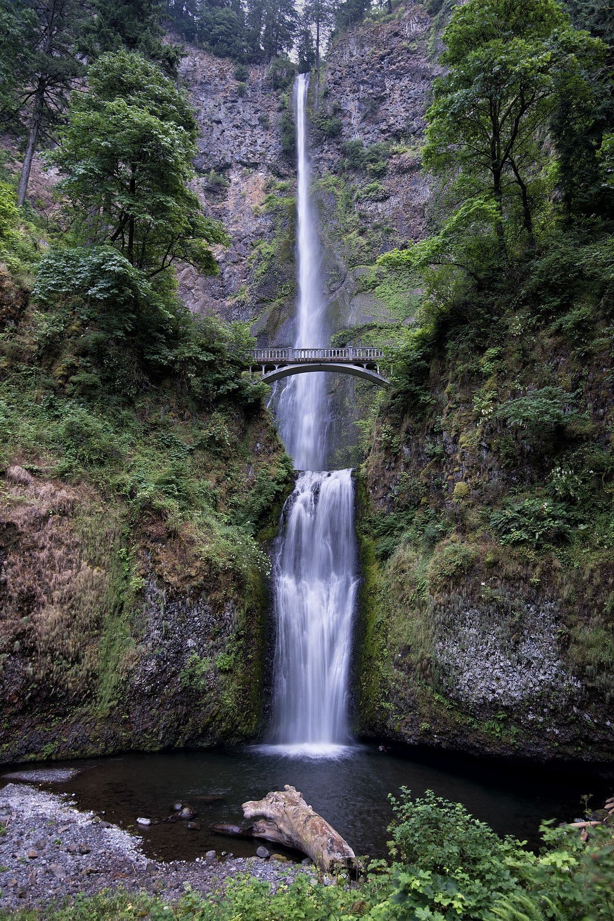 vodopad-maltnoma-multnomah-falls
